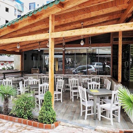 Sarandë Olive Tree酒店 外观 照片