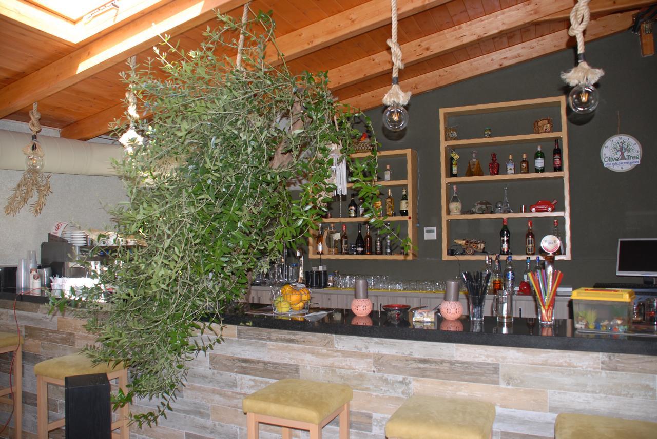 Sarandë Olive Tree酒店 外观 照片