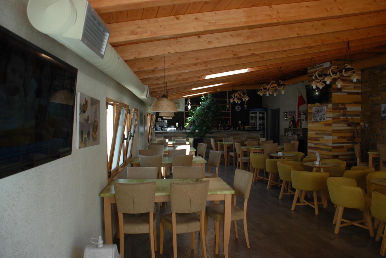 Sarandë Olive Tree酒店 外观 照片