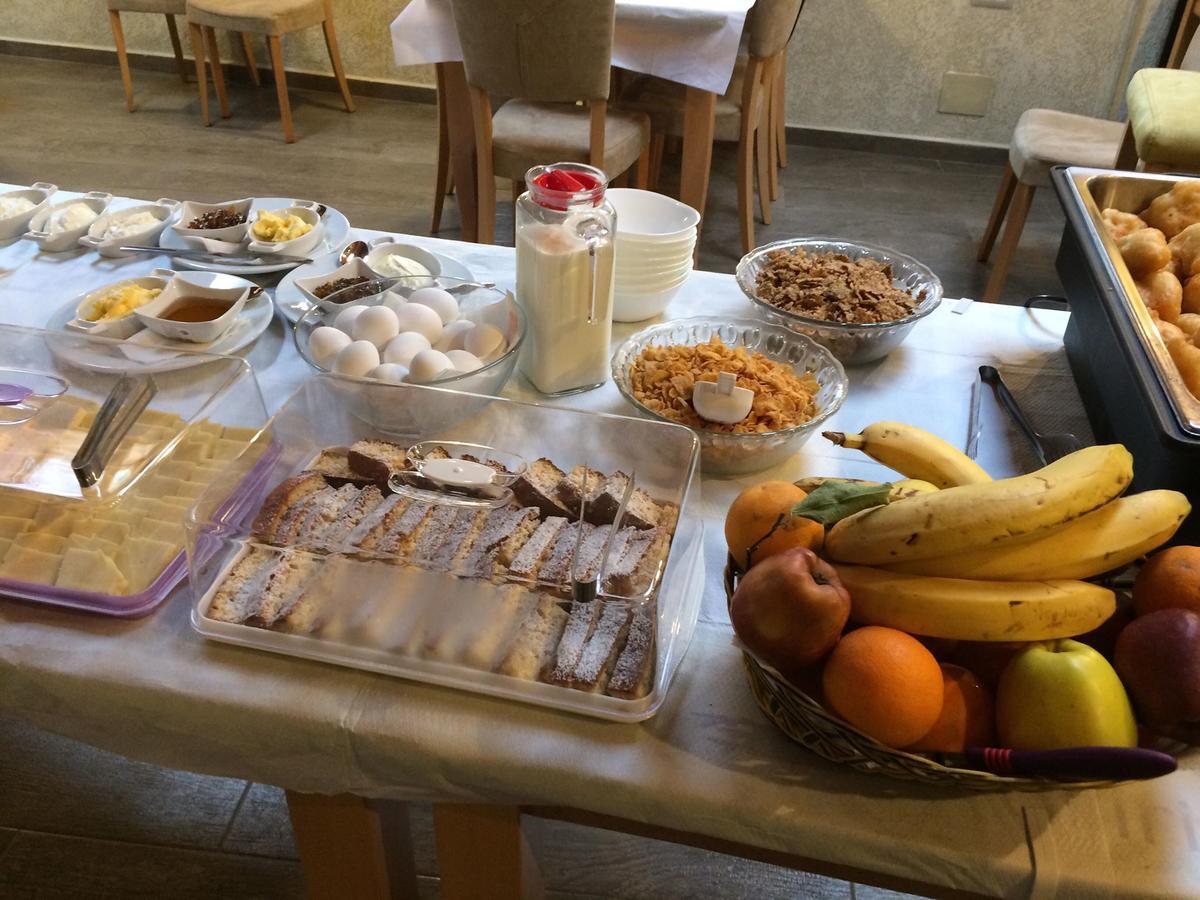 Sarandë Olive Tree酒店 外观 照片